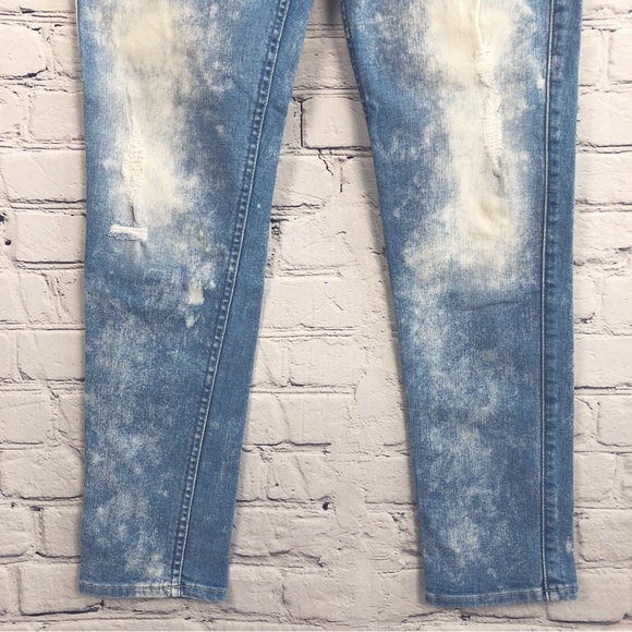 7 For All Mankind Josefina Distressed Skinny Boyfriend Jeans Sz 26 - Picture 15 of 16